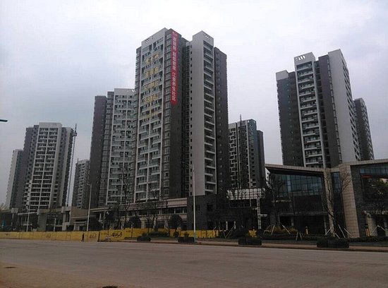宜宾房产网最新楼盘开盘，小巷深处的独特风景等你来探索